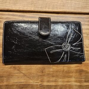 Buxton Black Wallet with Bow Design